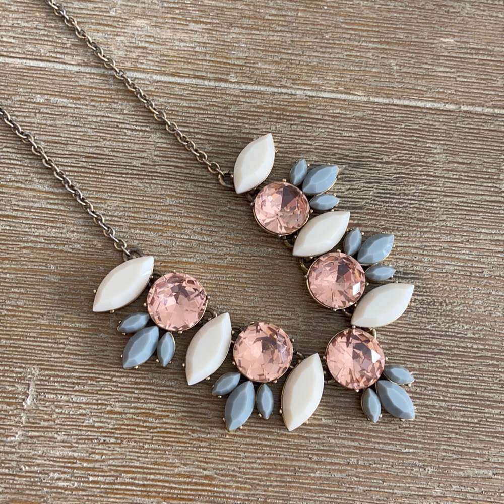J. CREW pink rhinestone gray white bead necklace